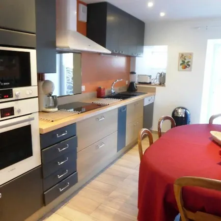 Ferienhaus De Charme Avec Terrasse, Proche Sports D'hiver, Animaux Admis - Fr-1-582-26