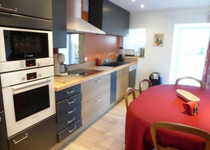 Ferienhaus De Charme Avec Terrasse, Proche Sports D'hiver, Animaux Admis - Fr-1-582-26